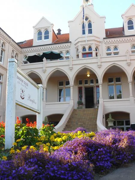 Do not have an enrolment zoning scheme for NZ Catholic schools, particularly Baradene College of the Sacred Heart, Auckland 