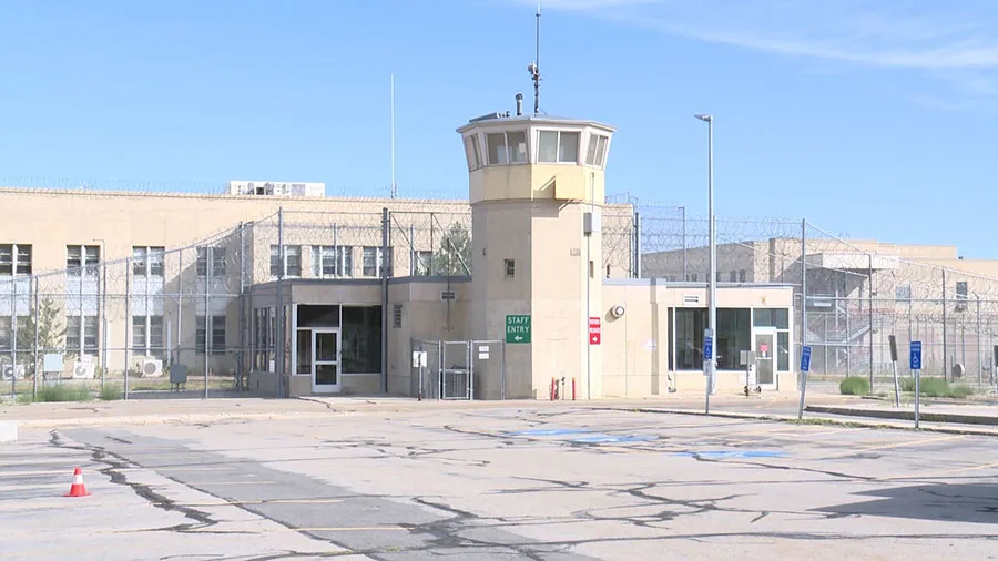 Leave the Utah State Prison in Draper