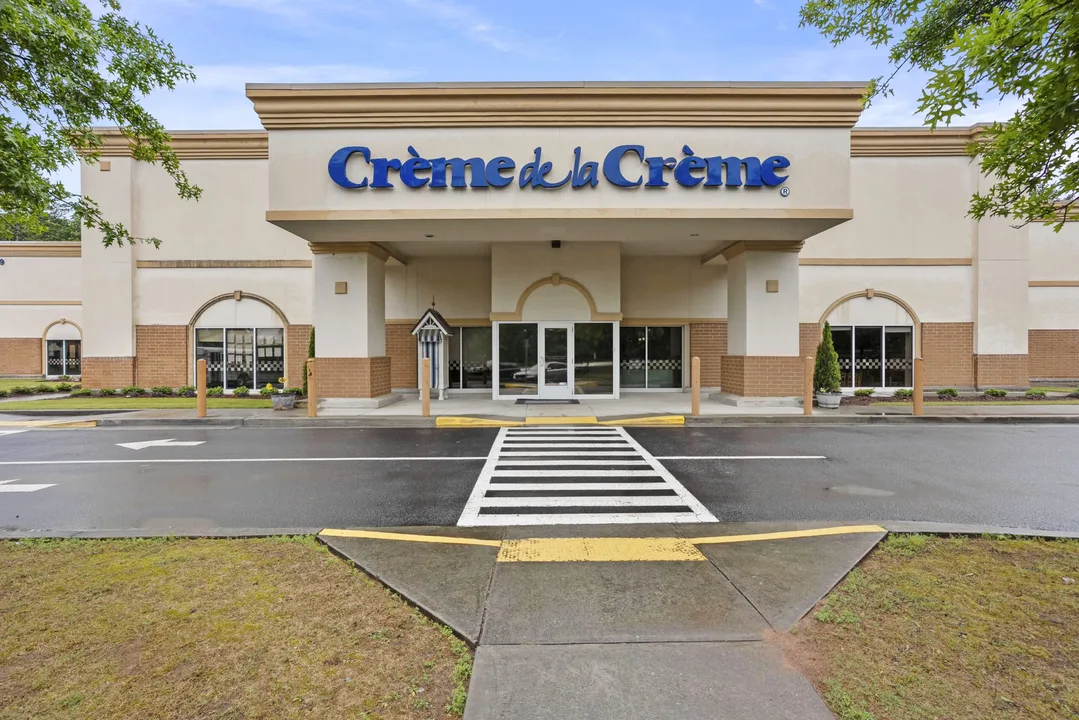 Keep Christina Carroll at Creme Peachtree Corners