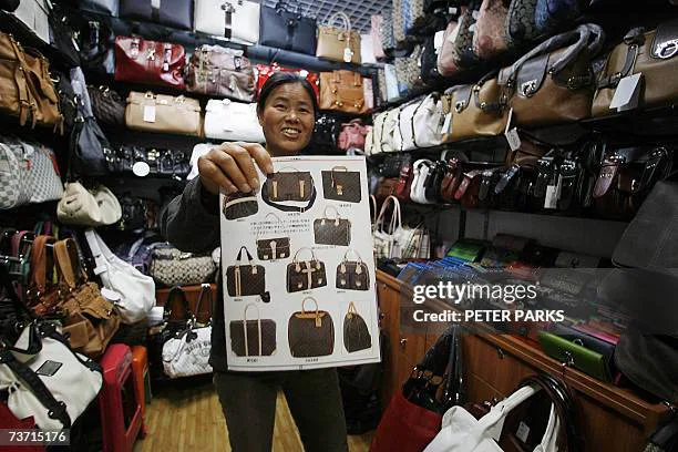 KNOCK OFF DESIGNER PURSES