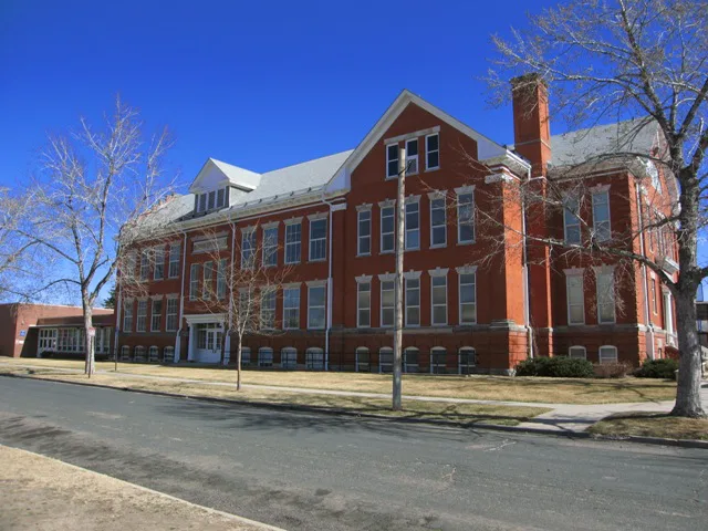 Support Denver Montessori Junior/Senior High School at Smedley