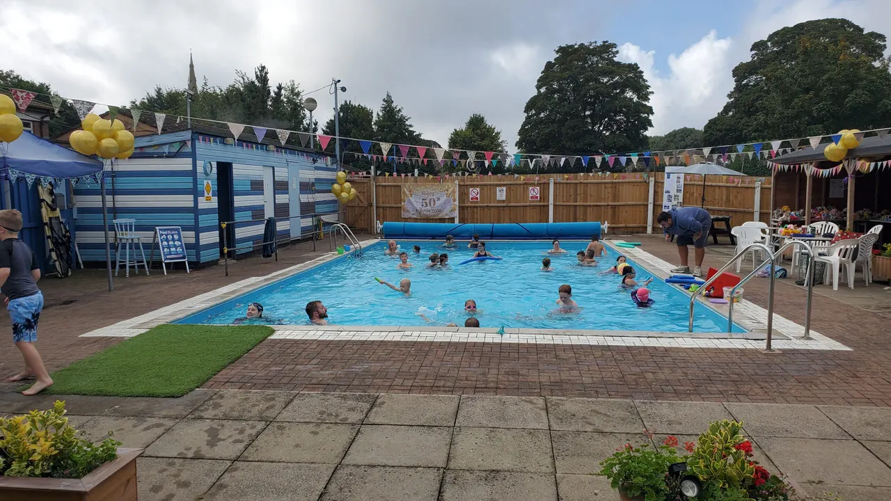 SAVE BRETTON WOODS SWIMMING POOL