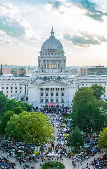 Gov. Scott Walker:  Don't Back Down!