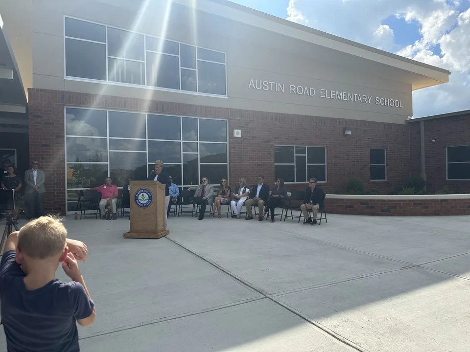 Support the Establishment of Brookhaven Innovation Academy