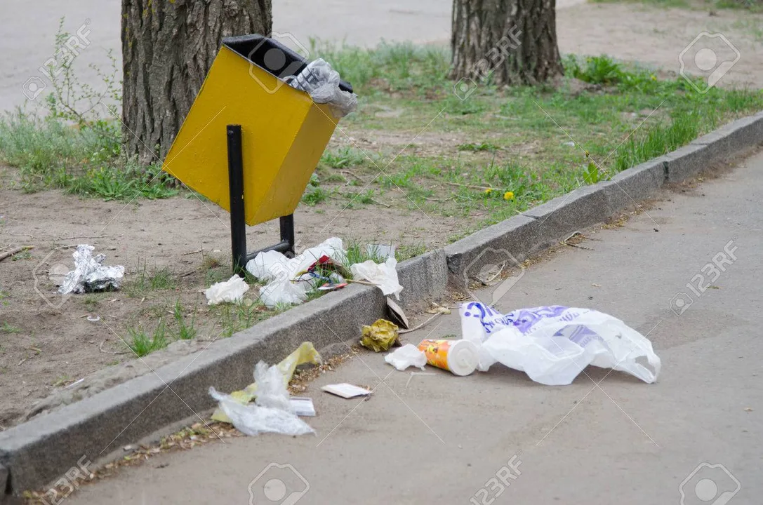 LITTERING