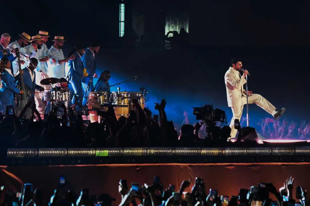 DJ Khaled as performer at Super-Bowl 51.