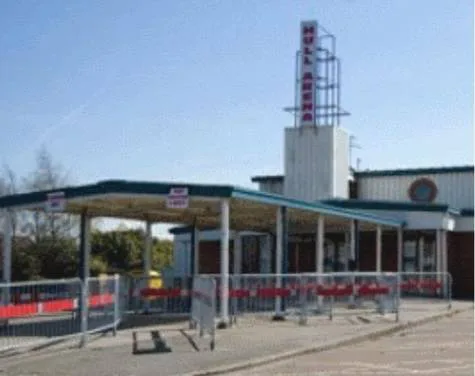 Save the coaches at hull ice arena