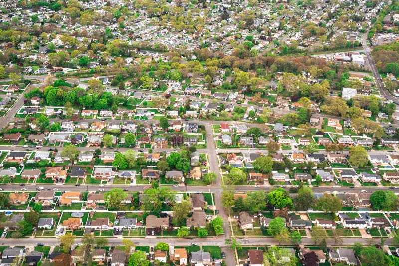 Revise the Tax affluency status of Baldwin Long Island