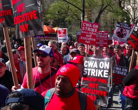 Verizon Rank-and-File Petition: No contract, no work!