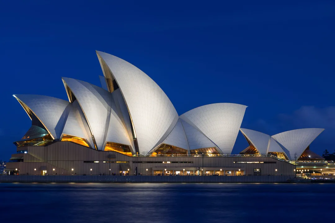 Australian's who want Derren Brown Down Under!
