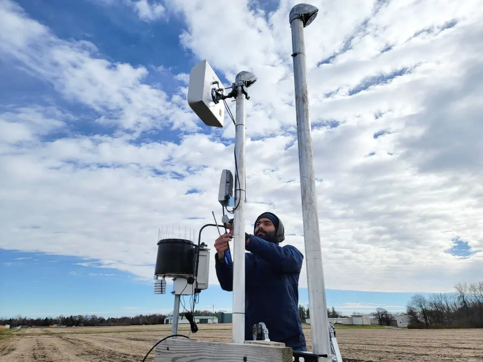 BAN 5G FROM IOWA AND SAVE LIVES!