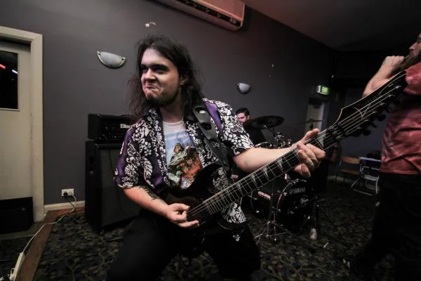Let Adz back into the Hamilton Station Hotel