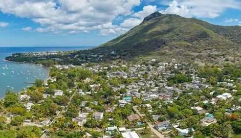 Stop the crime in Mauritius! Especially Crime-Stricken La Preneuse, Black River & Tamarin! Make the neighbourhoods safe.