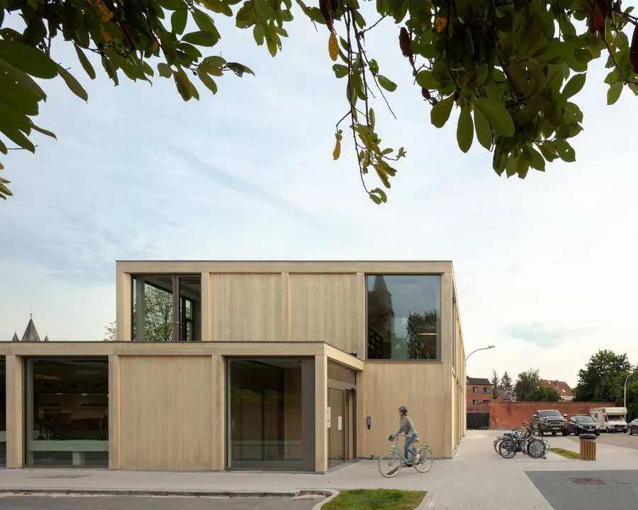 Voor de bouw van een nieuw gemeenschapscentrum