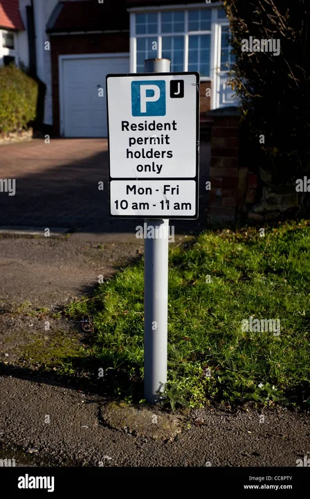 Teddington Park Road (CPZ) - needed NOW!!