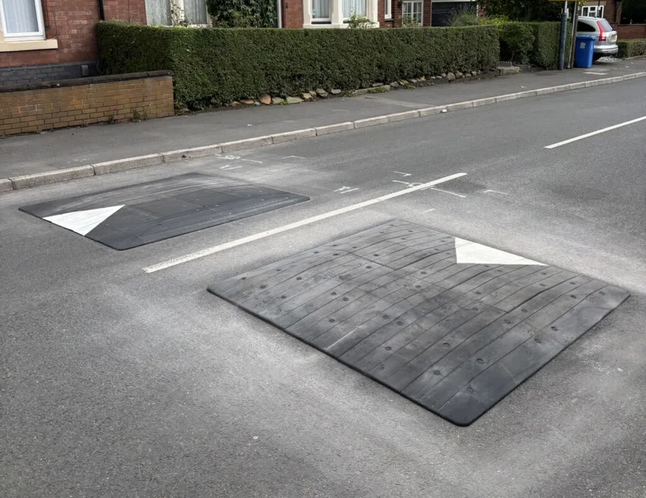 speed cushions rufford rd/bankfield lane