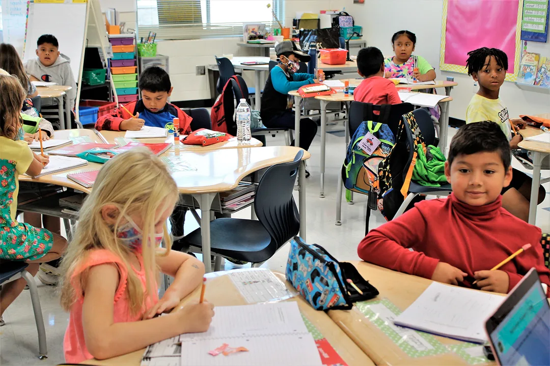 Allow Dual Language Immersion Teachers into America!