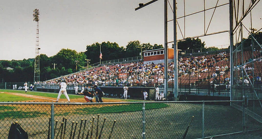 Let\'s Keep Municipal Stadium An Amatuer Facility
