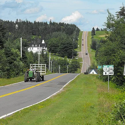 Turning lane onto Moase Road