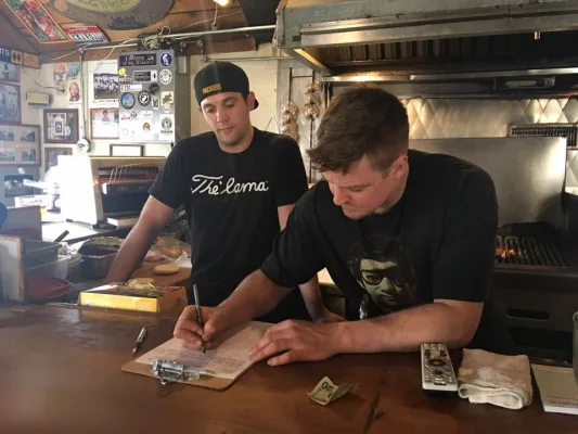 Support Grumpy's Extended Summer Hours at P & Z Meeting