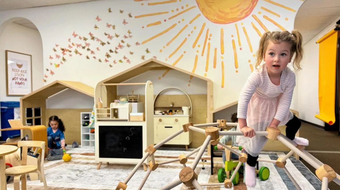 Request for an indoor play area for Ronda kids