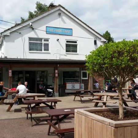 The Queens Park Cafe lease should be put up for tender...