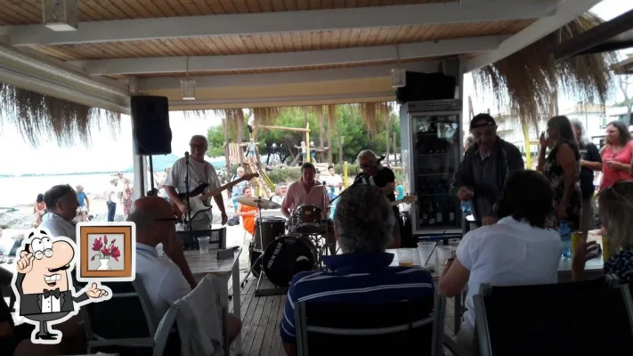 HELP LA ROCA! Allow Live Music in beach bars 1x week during the day- Permite musica en vivo en los chiringintos1x a la semana  en horario diurno