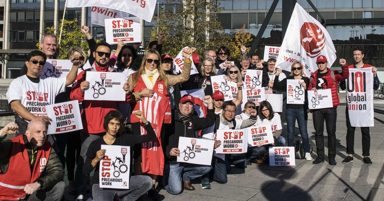 Contra a precariedade nos call center