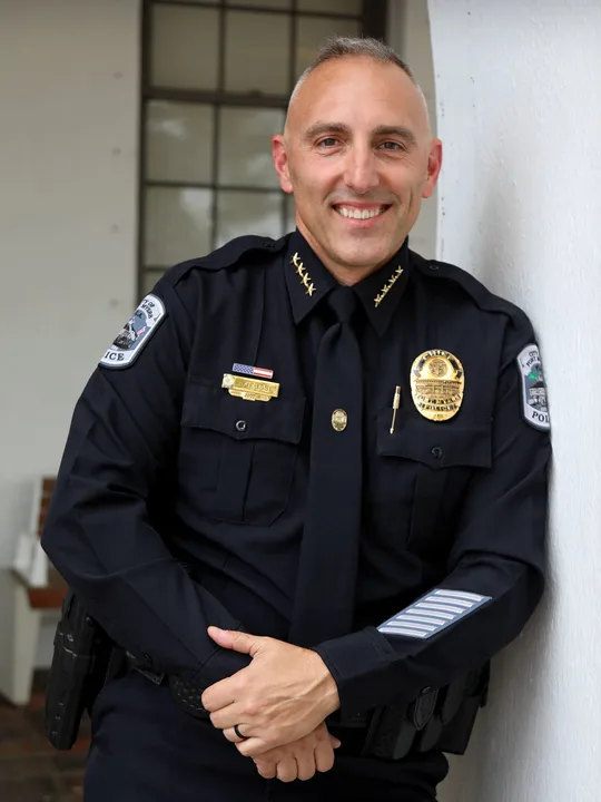 We want Szvon Conway hired as Police Chief in Monticello!