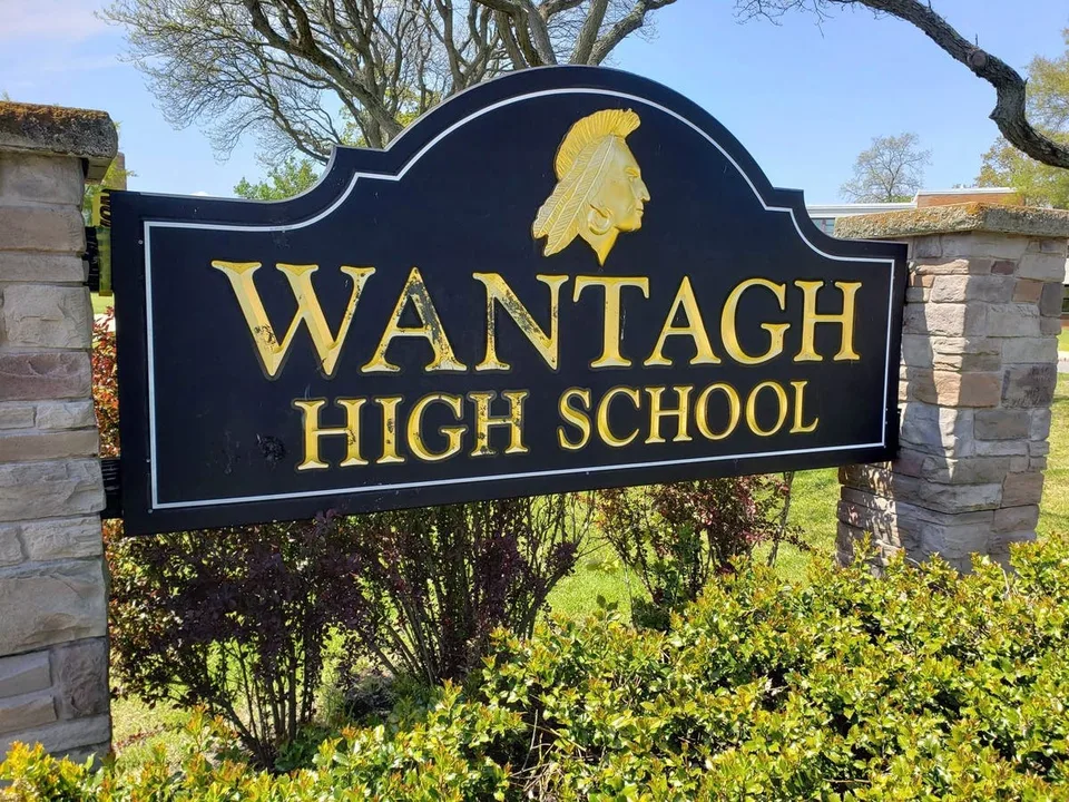 Reinstate Keith Sachs as Head Coach of the Wantagh High School Varsity Football team