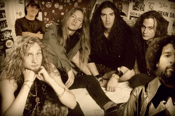Induct Alice In Chains!