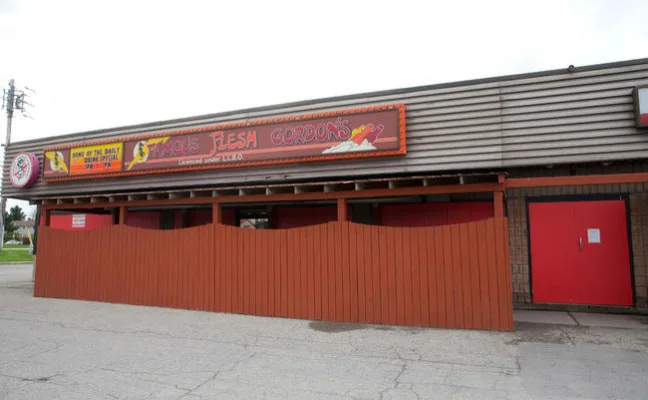 Stop the deletion of the Adult Entertainment License at 2190 Dundas St E , London