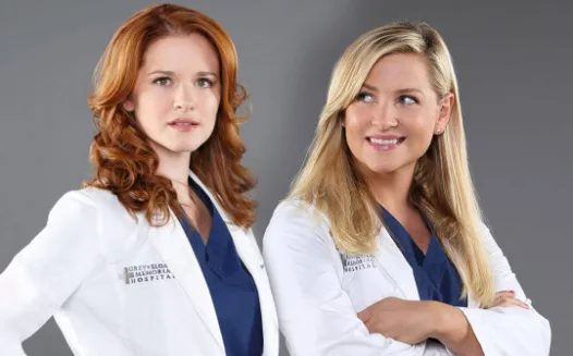 Keep Arizona Robbins and April Kepner on Grey’s Anatomy