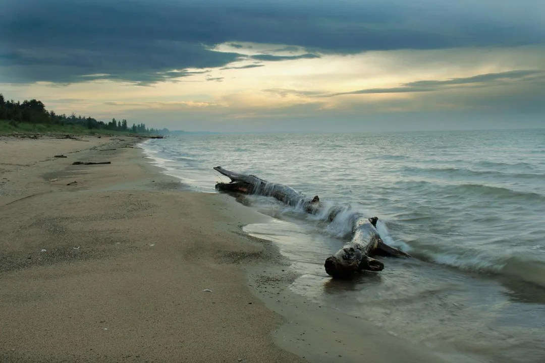 Restore the water levels to Lakes Michigan, Huron and Georgian Bay