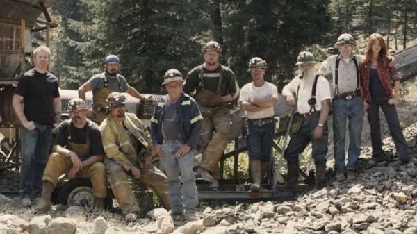 Syfy we want Ghost Mine season 3....