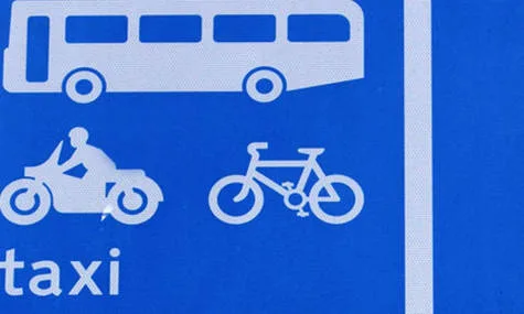 Motorcycles should be permitted in bus lanes in VIC!
