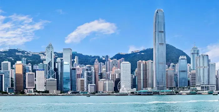 《支持成立創新及科技局 呼籲議員不要拉布》"Support Establishment of Innovation and Technology Bureau, Urge LegCo Members not to Filibuster"