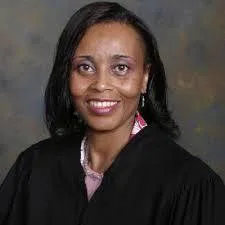 Remove Judge Esther Wiggins from 17th Judicial District Court in Virginia