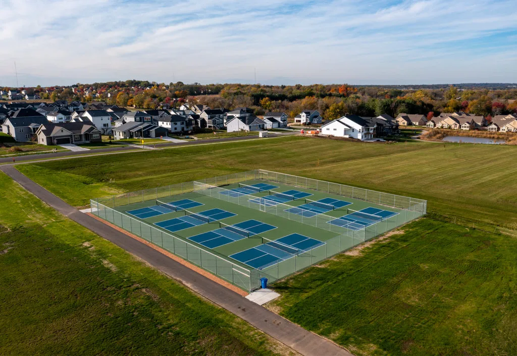 PICKLEBALL AT SOUTH LAKE COURTS!!-- We want to play pickleball at south lake courts. Please sign this petition!!