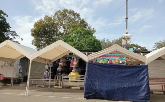 BANTAHAN PENGANJURAN FESTIVAL DOWNTOWN JALAN PANTAI CENANG