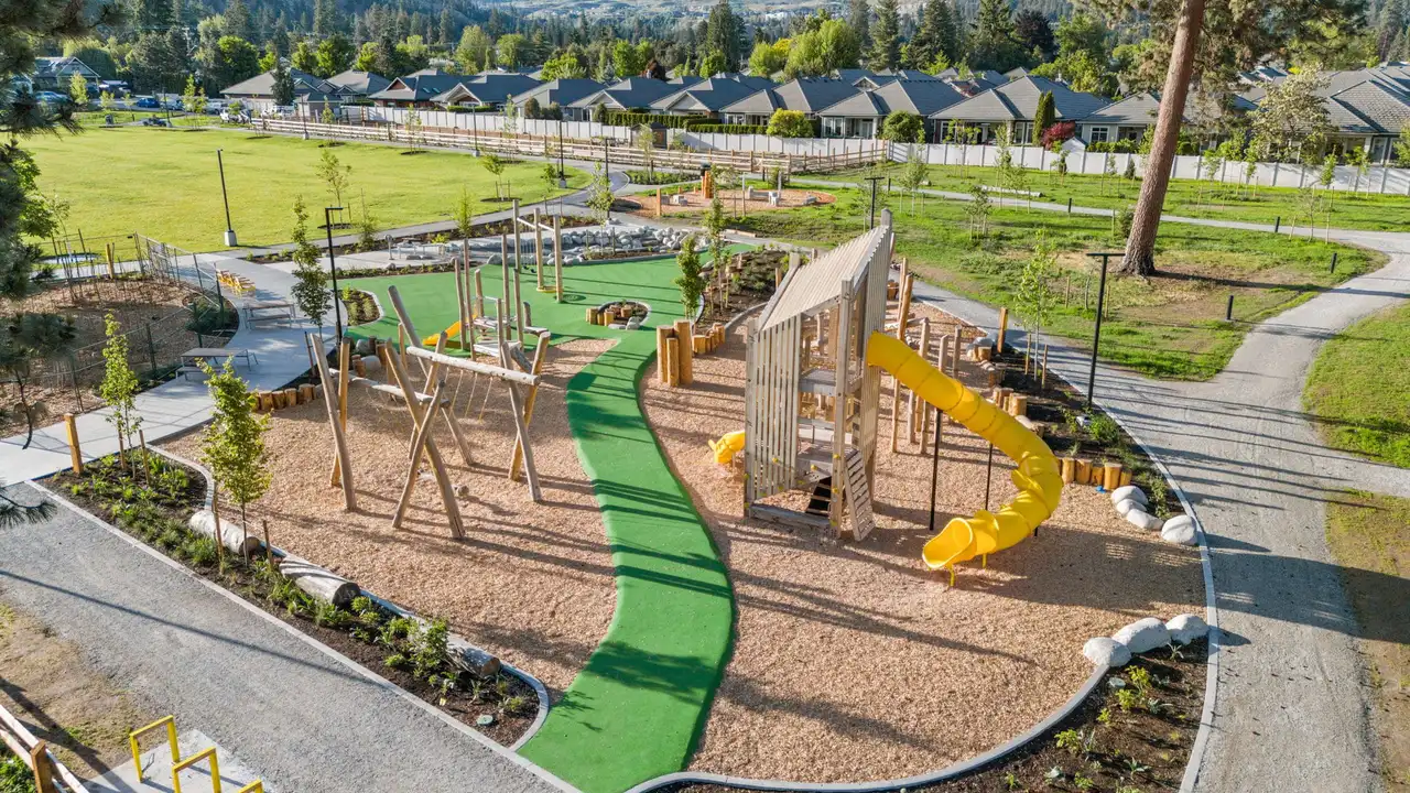 Mayville City Parkour Park / Playground