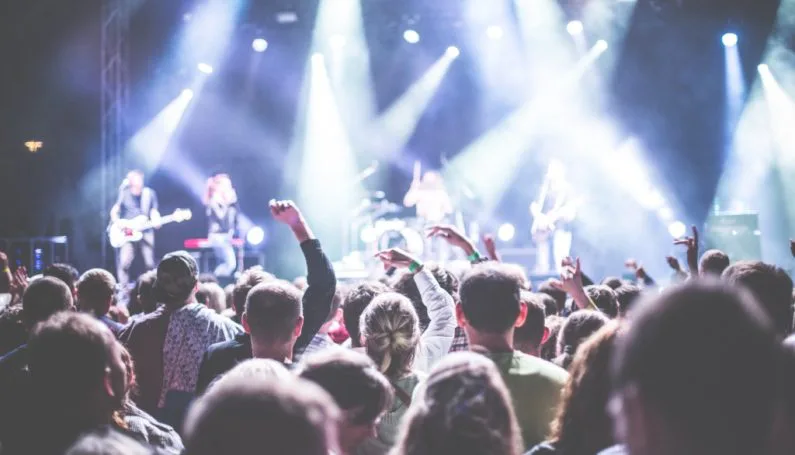 MAKE JOE JONAS' TORONTO CONCERT ALL AGES