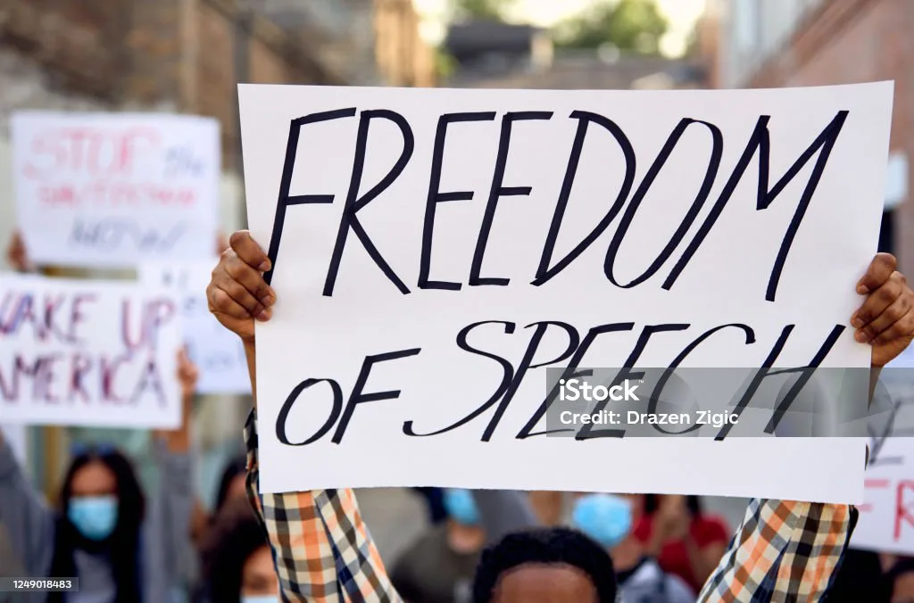 Fórum de Rua Democracia e Liberdade de Expressão - contra a criminalização dos movimentos sociais