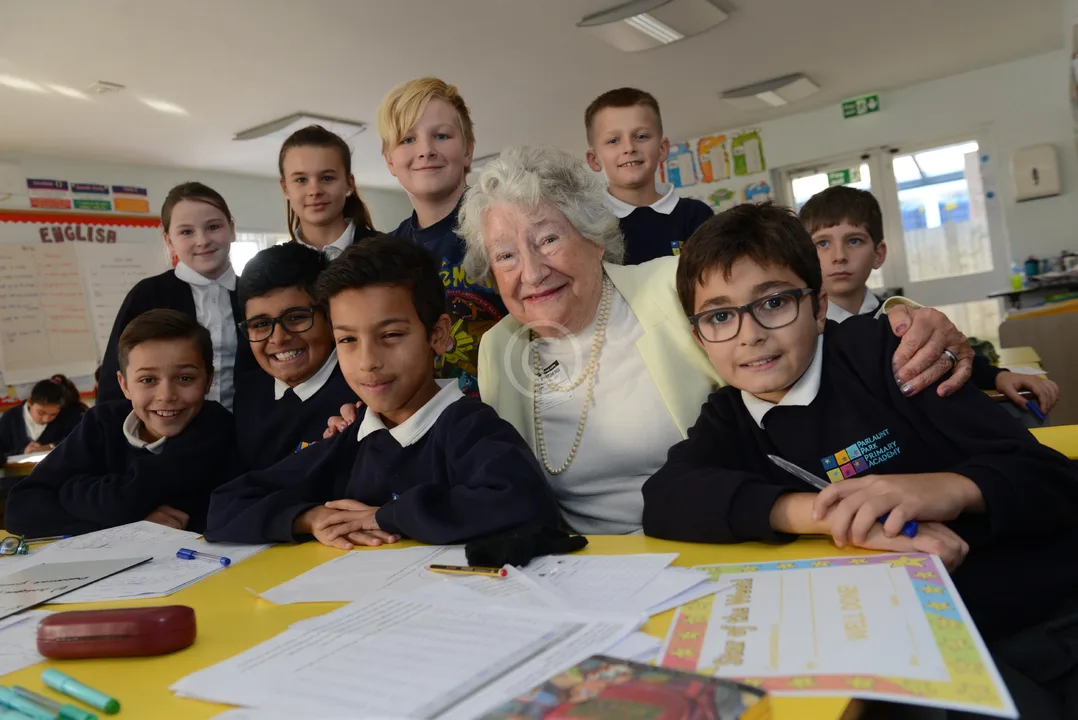 Vote of No Confidence in The Board of Governors at Parlaunt Park Primary School