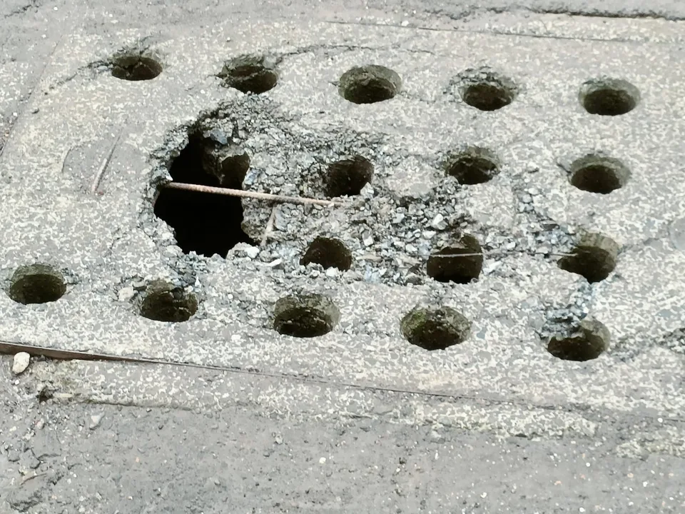 नवश्या गणपती सेक्टर A समस्यांविषयी, म न पा विरुद्ध तक्रार