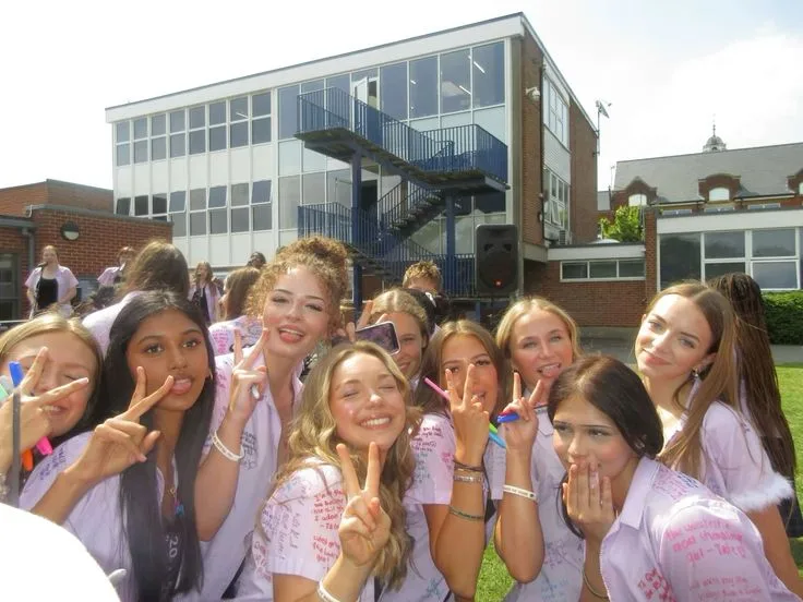 Unban makeup at school