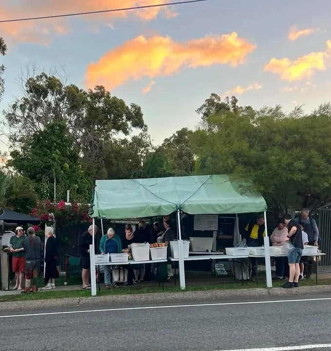 Keep the Everton Park Community Pantry open!