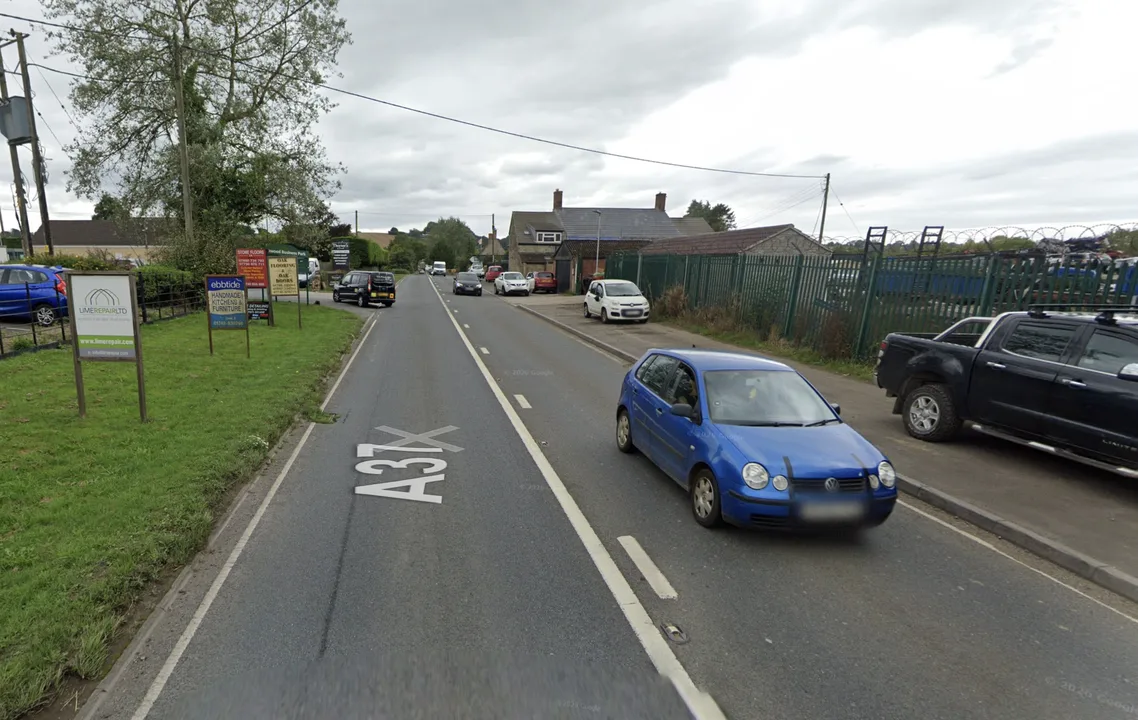 Reduce the speed limit in Pylle to 40mph